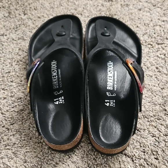 Birkenstock Gizeh Big Buckle Sandals with Iridescent Buckle - Picture 2 of 4